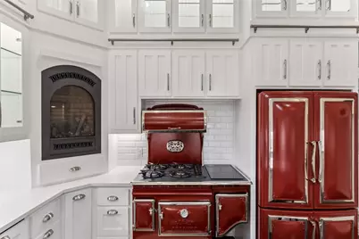 907 S Robinson Street, Cleburne, TX 76031 - Photo 14