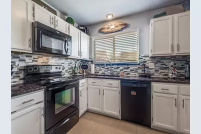 1321 Colony Street, Flower Mound, TX 75028 - Photo 10