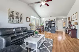 1321 Colony St, Flower Mound, TX 75028 - Photo 4