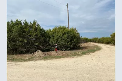 9101 Valley View Court, Cleburne, TX 76033 - Photo 6