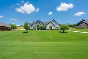 612 Bent Tree Ln, Weatherford, TX 76085 - Photo 1