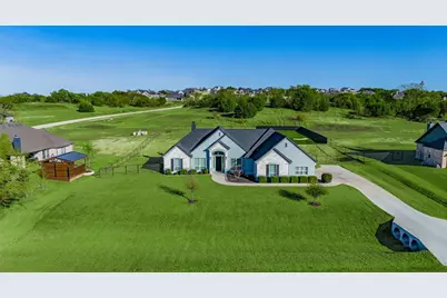 612 Bent Tree Lane, Weatherford, TX 76085 - Photo 1