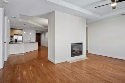 1505 Elm Street #603, Dallas, TX 75201 - Photo 4