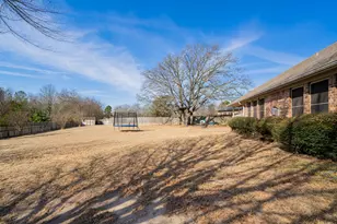628 Abbey Rd, Lindale, TX 75771 - Photo 8