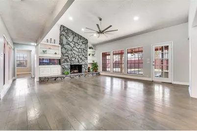 3808 E Runge Court E, Irving, TX 75038 - Photo 6