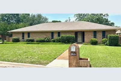 2621 Picadilly Lane, Denton, TX 76209 - Photo 1