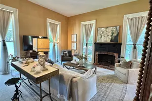 319 S Denton St, Gainesville, TX 76240 - Photo 6