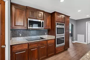 720 Haggerty Rd, Karnack, TX 75661 - Photo 14