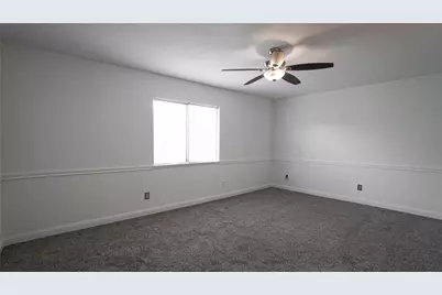 2115 Chatsworth Road, Carrollton, TX 75007 - Photo 14