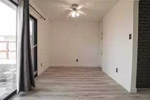 2115 Chatsworth Rd, Carrollton, TX 75007 - Photo 12