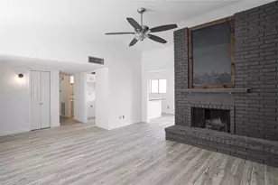 2115 Chatsworth Rd, Carrollton, TX 75007 - Photo 6