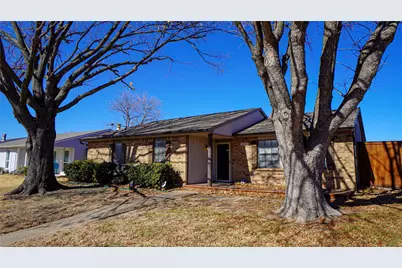2115 Chatsworth Road, Carrollton, TX 75007 - Photo 2