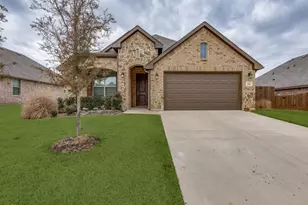229 Rosemary Dr, Azle, TX 76020 - Photo 2