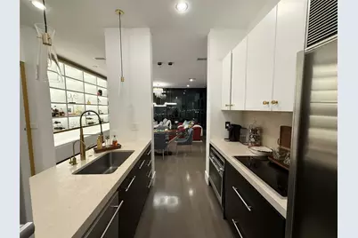 2200 Victory Avenue #2306, Dallas, TX 75219 - Photo 10