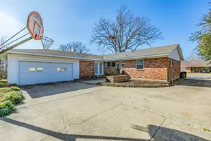 3910 Douglas Dr, Garland, TX 75041 - Photo 26