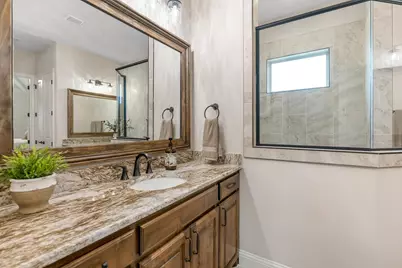 1300 Highland Park Circle, Granbury, TX 76048 - Photo 20