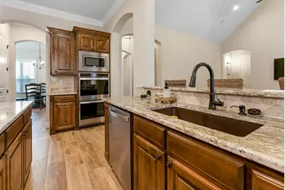 1300 Highland Park Circle, Granbury, TX 76048 - Photo 14