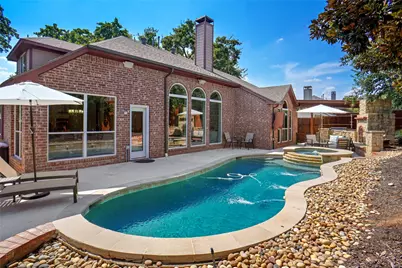2828 Northwood Street, Grapevine, TX 76051 - Photo 24