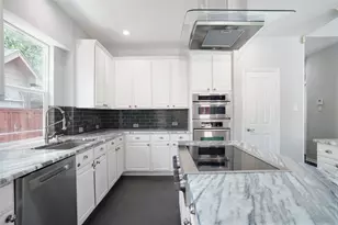 2828 Northwood St, Grapevine, TX 76051 - Photo 12