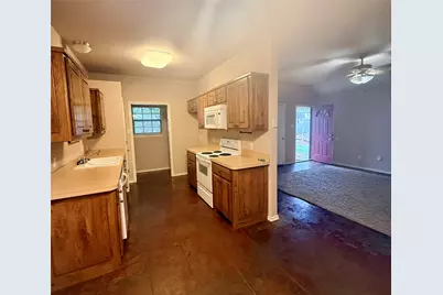 946 E 3rd Street E, Weatherford, TX 76086 - Photo 10