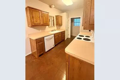 946 E 3rd Street E, Weatherford, TX 76086 - Photo 8