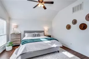 4310 Elgin Ct, Grand Prairie, TX 75052 - Photo 16