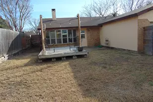 10835 Hayfield Dr, Dallas, TX 75238 - Photo 20