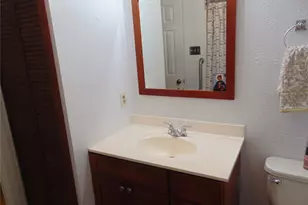 10835 Hayfield Dr, Dallas, TX 75238 - Photo 10