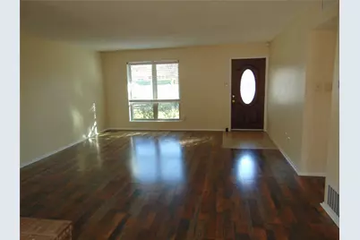 10835 Hayfield Drive, Dallas, TX 75238 - Photo 12