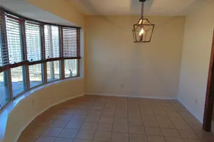 10835 Hayfield Dr, Dallas, TX 75238 - Photo 26