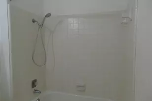 10835 Hayfield Dr, Dallas, TX 75238 - Photo 14