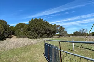 8452 Hill Top Dr, Cleburne, TX 76033 - Photo 10