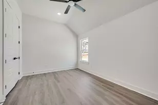 2017 Shady Crk Xing, Azle, TX 76020 - Photo 28