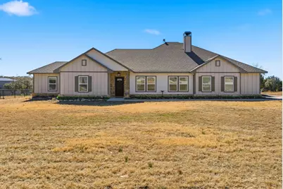 123 Kriston Lane, Springtown, TX 76082 - Photo 2