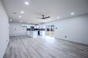 1101 Fouts Dr, Irving, TX 75061 - Photo 12