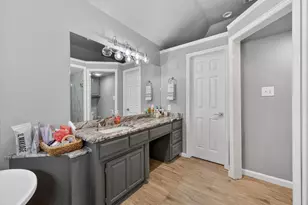 3211 Summergrove Dr, Arlington, TX 76001 - Photo 34