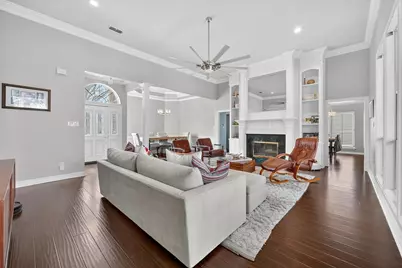 3211 Summergrove Drive, Arlington, TX 76001 - Photo 14