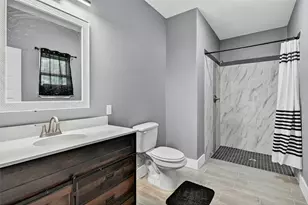 515 N East St, Sherman, TX 75090 - Photo 18