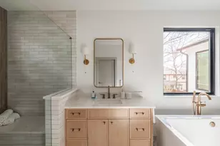 1810 Corona St, Dallas, TX 75214 - Photo 24