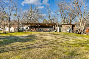 13001 Timothy Ln, Balch Springs, TX 75180 - Photo 16