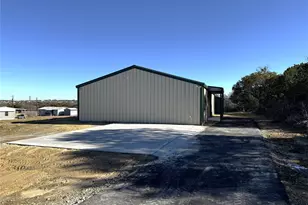 530 Lois Cir, Granbury, TX 76049 - Photo 28