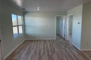 530 Lois Cir, Granbury, TX 76049 - Photo 12