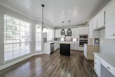 1940 Robin Lane, Flower Mound, TX 75028 - Photo 8