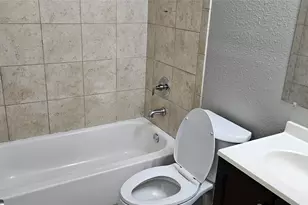 2025 Lamont Dr, Garland, TX 75040 - Photo 18