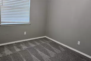 2025 Lamont Dr, Garland, TX 75040 - Photo 12