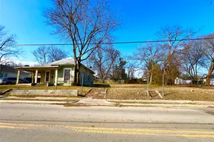 1414 Wesley St, Greenville, TX 75401 - Photo 2