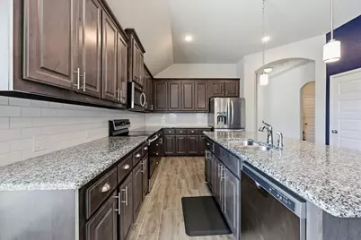 1204 Queens Brook Lane, Fort Worth, TX 76140 - Photo 8