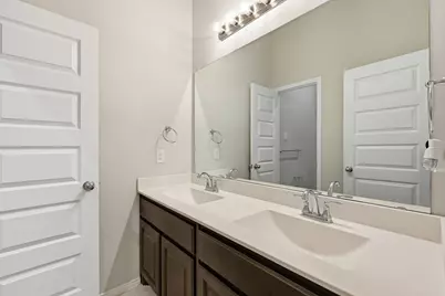 1204 Queens Brook Lane, Fort Worth, TX 76140 - Photo 16