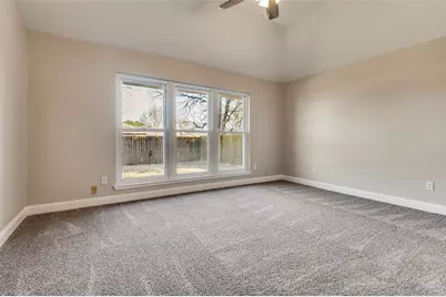 670 Honeysuckle Lane, Cedar Hill, TX 75104 - Photo 14