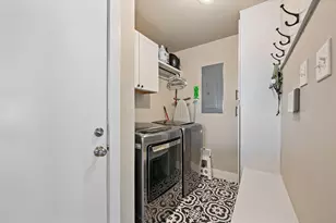 9710 Parkford Dr, Dallas, TX 75238 - Photo 14